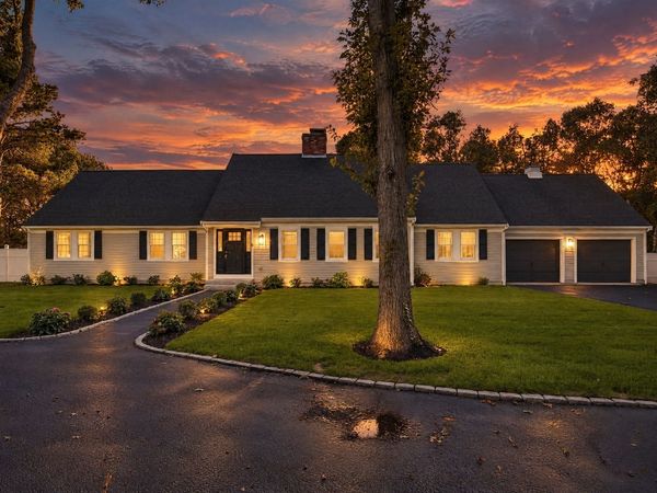 1155 Santuit Newtown Rd, Barnstable, MA 02635