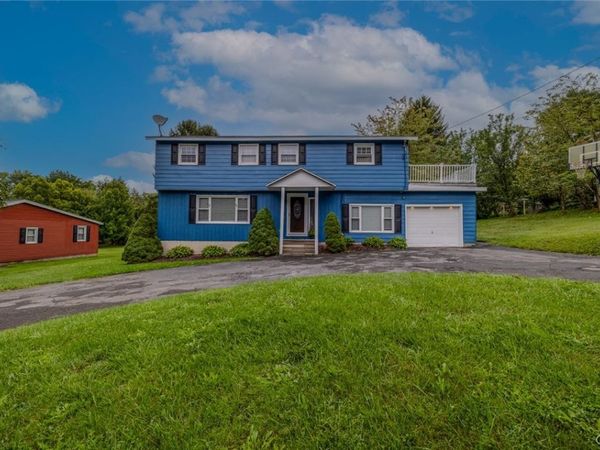 4940 Crestwood Lane, Syracuse, NY 13215