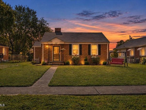 1565 Pineola Avenue, Kingsport, TN 37664