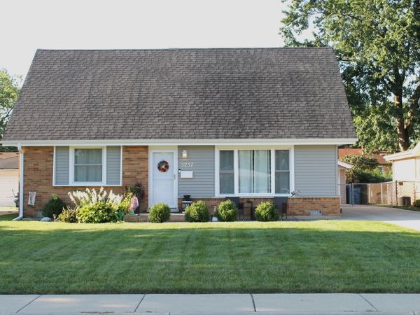 5237 Pleasant Lane, Crestwood, IL 60418