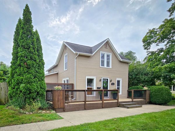 1135 Court Street, Adel, IA 50003
