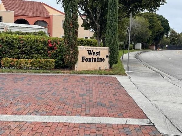10257 NW 9th St Cir , Unit 206-10, Miami, FL 33172