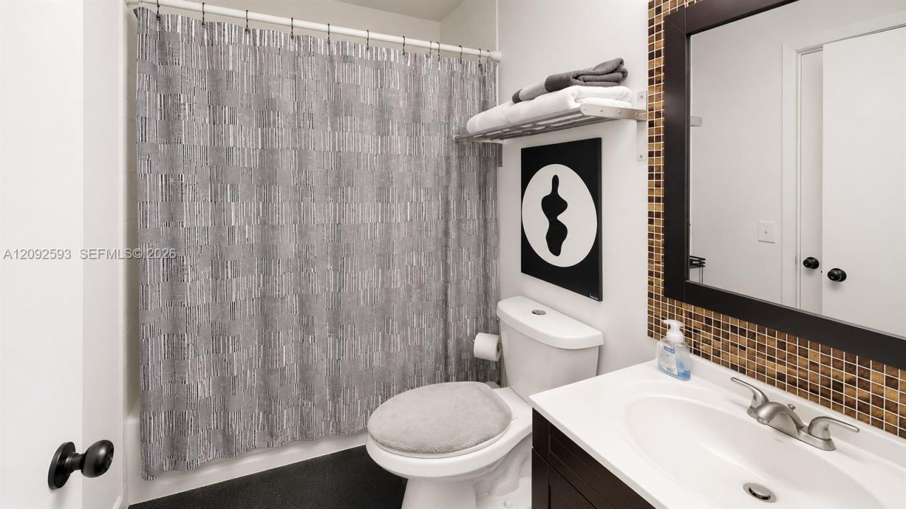 1542 Drexel Ave, Unit 105, Miami Beach, FL 33139 Photo