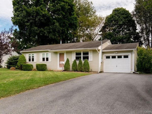 22 Trinity Place , Rhinebeck, NY 12572