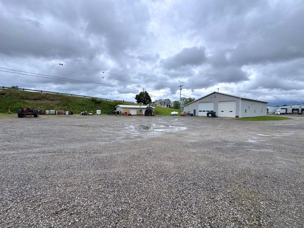 622 Pleasant Valley Road NW, Sugarcreek, OH 44681