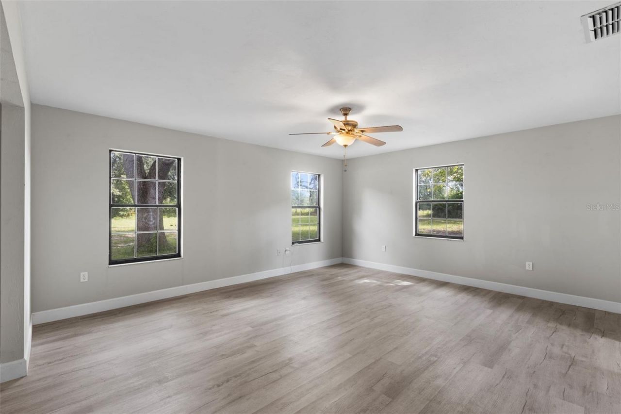 1869 SW 32nd Place, Bell, FL 32619 Photo
