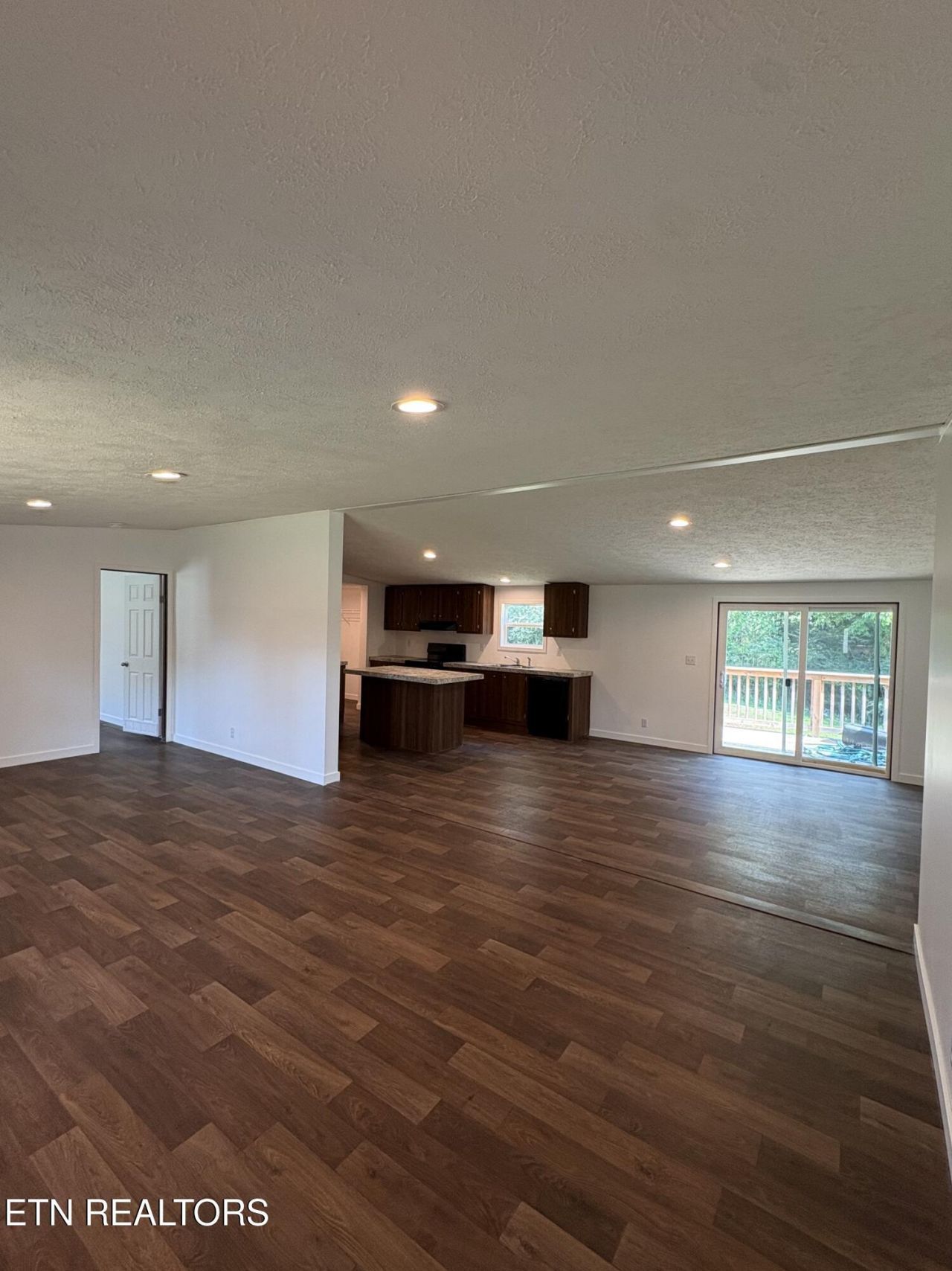 167 Valleyview Drive, Loudon, TN 37774 Main Photo