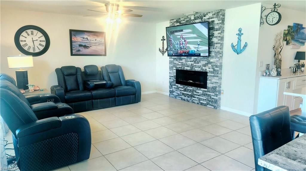 1635 NE 33rd St, Cape Coral, FL 33909 Photo