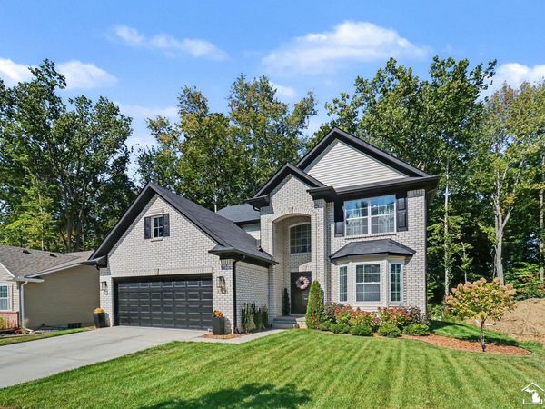 17956 Tall Oaks Court, New Boston, MI 00000