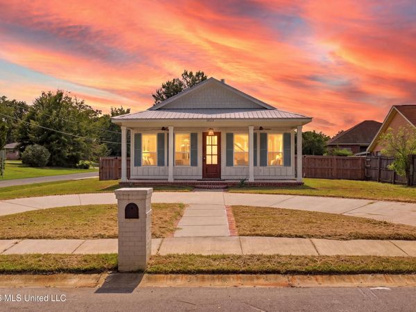 1023 Nancy Place, Gulfport, MS 39507