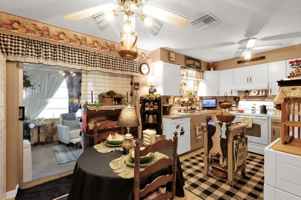692 Barber Street, Sebastian, FL 32958 Photo