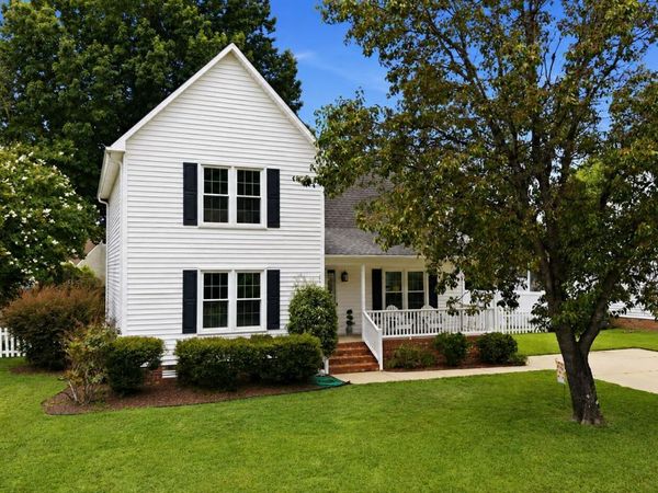 724 Winterfield Drive, Winterville, NC 28590