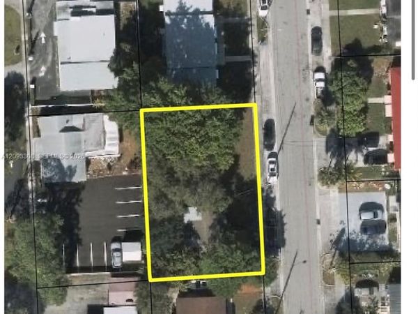 16122 NE 18th Ct , North Miami Beach, FL 33162