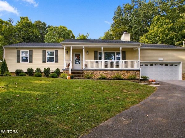 6130 Grove Drive , Knoxville, TN 37918