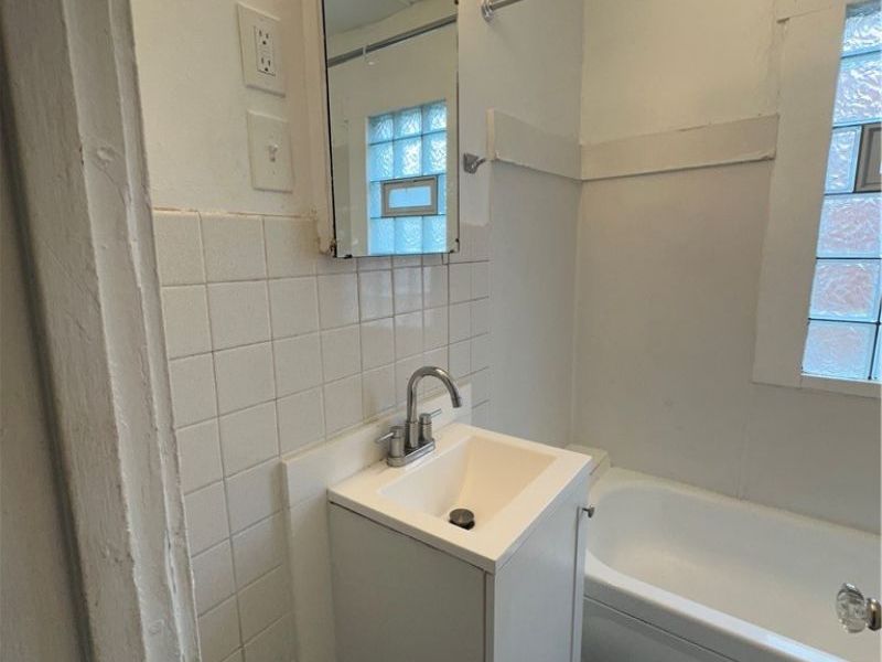 11219 Langton Avenue, Garfield Heights, OH 44125 Photo 7