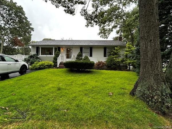 30 Orchard Drive, Farmingville, NY 11738