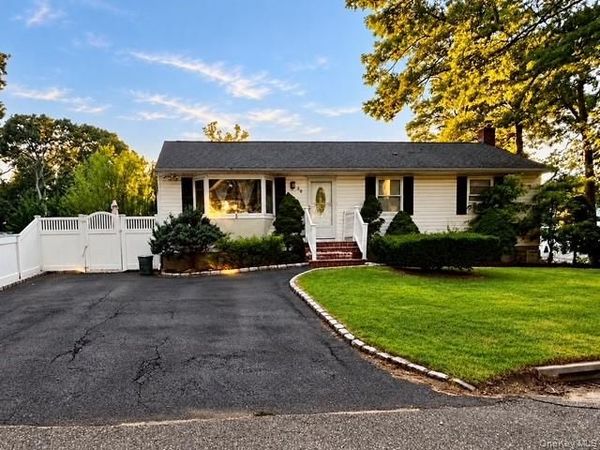 30 Orchard Drive, Farmingville, NY 11738