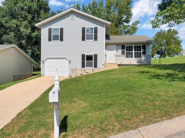 5 W 12th Street , Washington, MO 63090