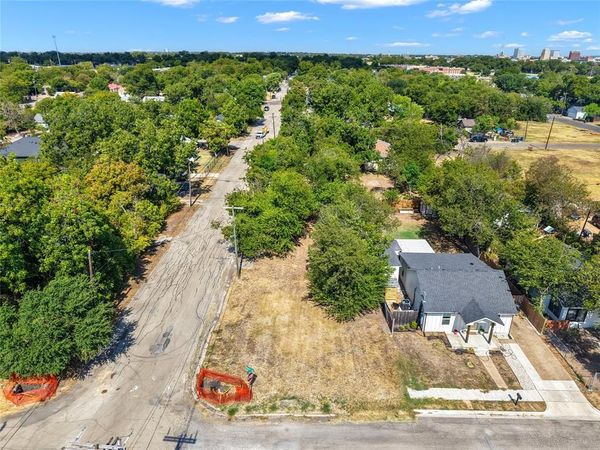 1525 Baylor Avenue E, Waco, TX 76706