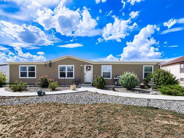 323 N Cedar Street , Keenesburg, CO 80643