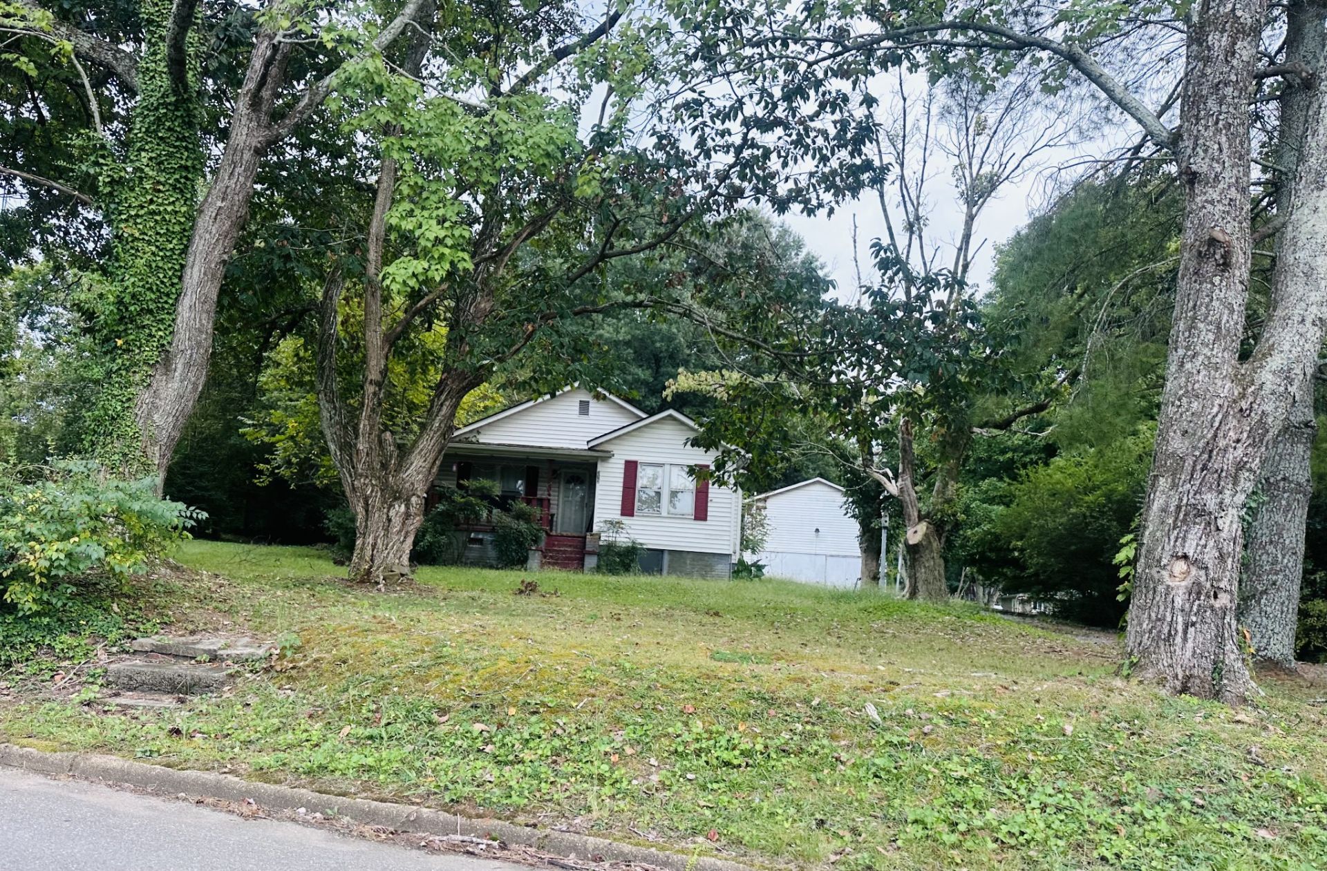 313 Oak Street , Athens, TN 37303 Main Photo