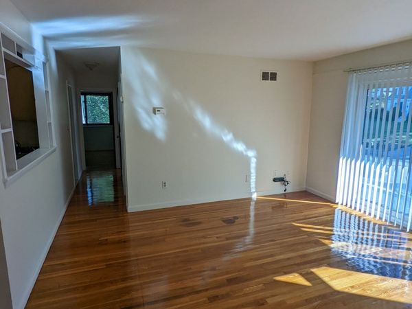 202 Central, Unit 6, Stoneham, MA 02180