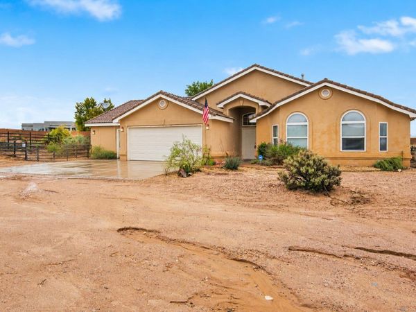 2509 Flagstone Road NE, Rio Rancho, NM 87124