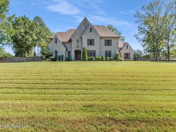 344 Surrey Loop, Byhalia, MS 38611