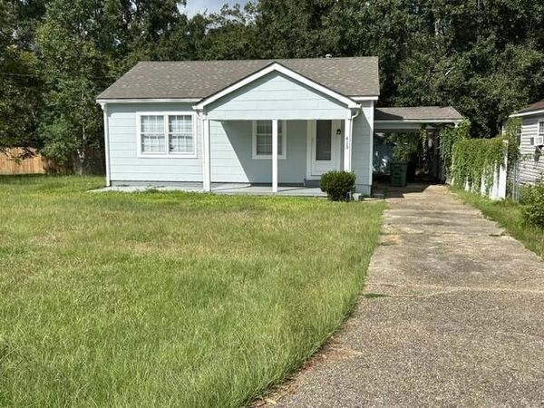 413 S 13th Ave., Hattiesburg, MS 39401