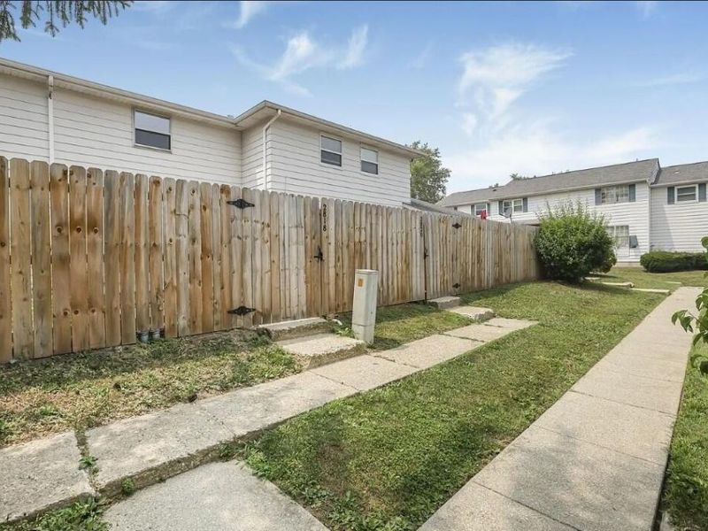 2818 Avati, Unit H4, Columbus, OH 43207 Photo 14
