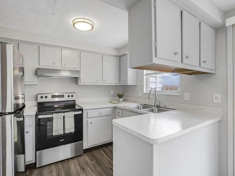 2818 Avati, Unit H4, Columbus, OH 43207 Photo 4