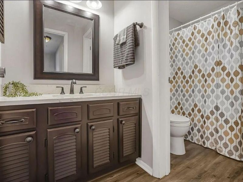 2818 Avati, Unit H4, Columbus, OH 43207 Photo 9