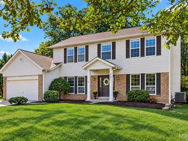 739 Winterfield Drive, St Peters, MO 63304