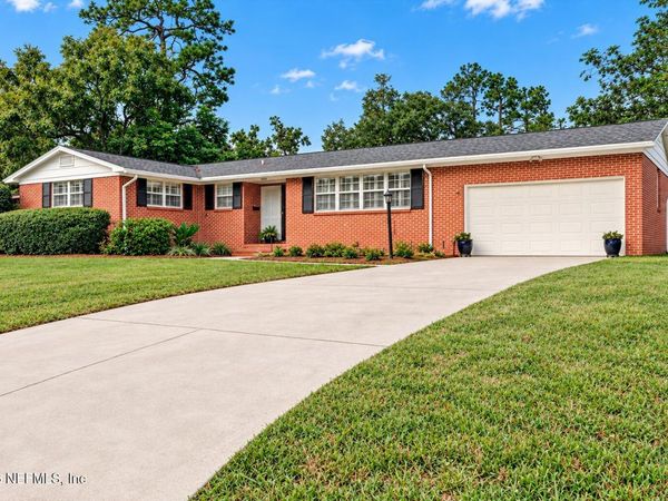 1834 MEMORY Lane, Jacksonville, FL 32210