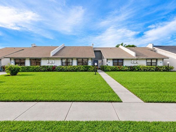 6064 NW 3rd St , Margate, FL 33063