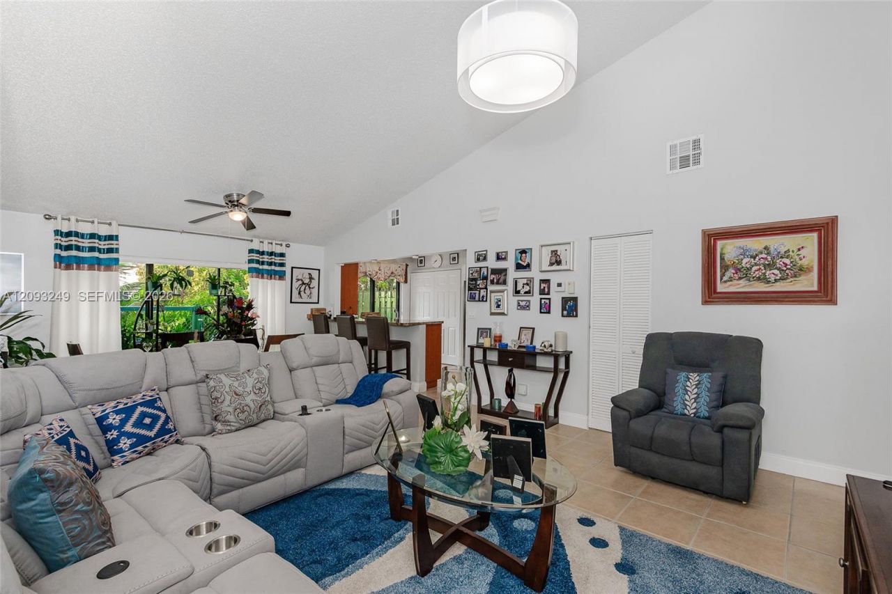 6064 NW 3rd St , Margate, FL 33063 Photo