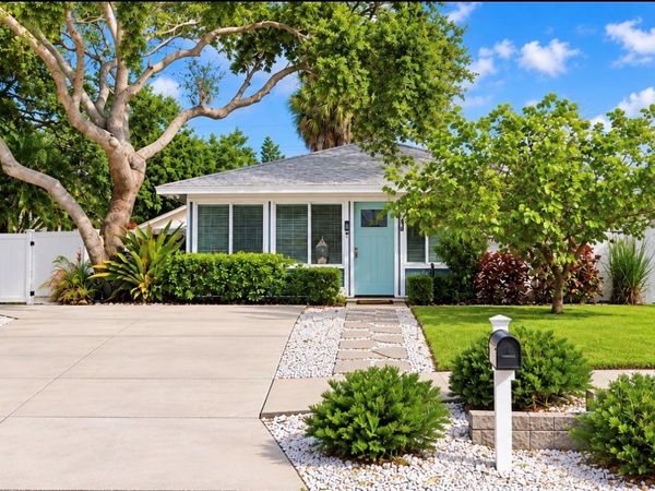 614 LYNDHURST STREET, DUNEDIN, FL 34698