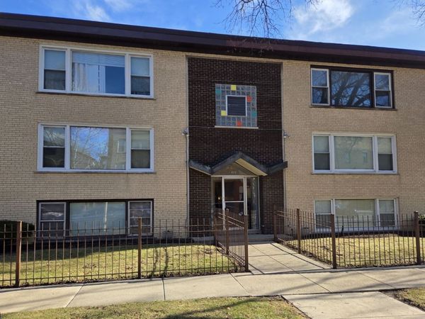 420 S Kenilworth Avenue, Unit 18, Oak Park, IL 60302