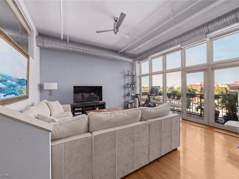 1951 W 26th Street, Unit 506, Cleveland, OH 44113 Photo 3