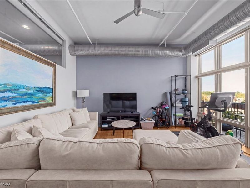 1951 W 26th Street, Unit 506, Cleveland, OH 44113 Photo 4