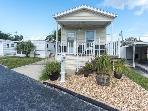 7801 34TH AVENUE N, Unit 18, ST PETERSBURG, FL 33710