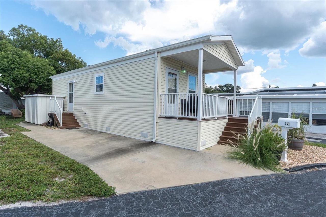 7801 34th Avenue N, Unit 18, Saint Petersburg, FL 33710 Photo