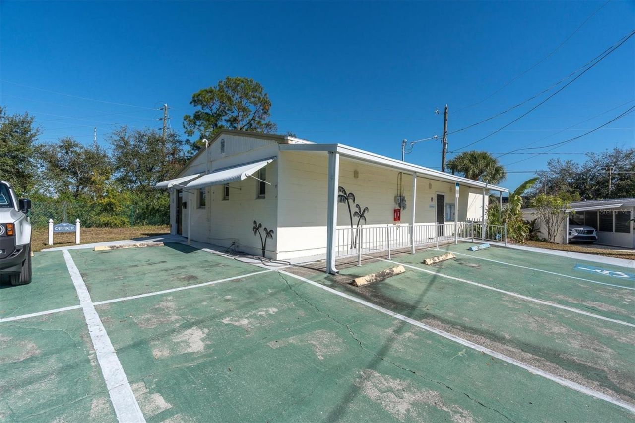7801 34th Avenue N, Unit 18, Saint Petersburg, FL 33710 Photo