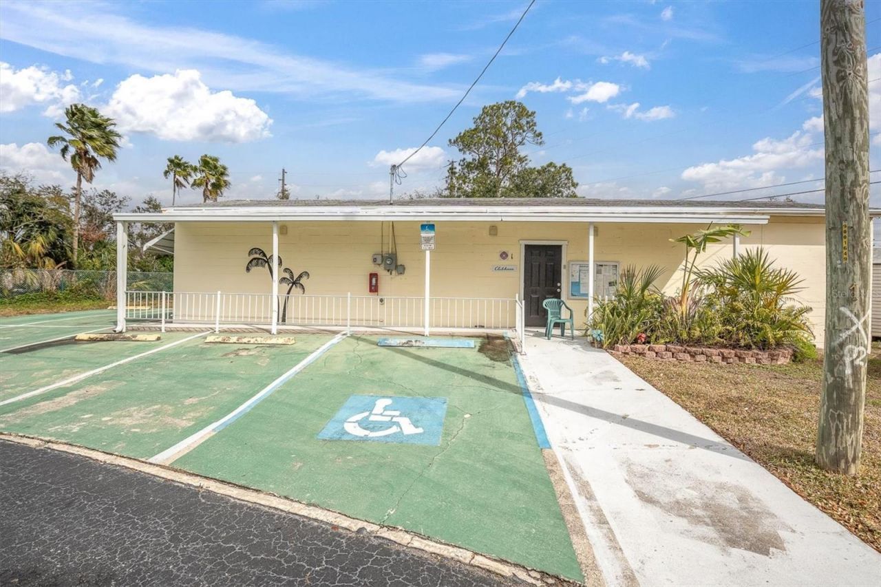 7801 34th Avenue N, Unit 18, Saint Petersburg, FL 33710 Photo