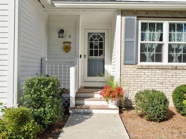 5 Pear Tree Ln, Unit 5, Franklin, MA 02038