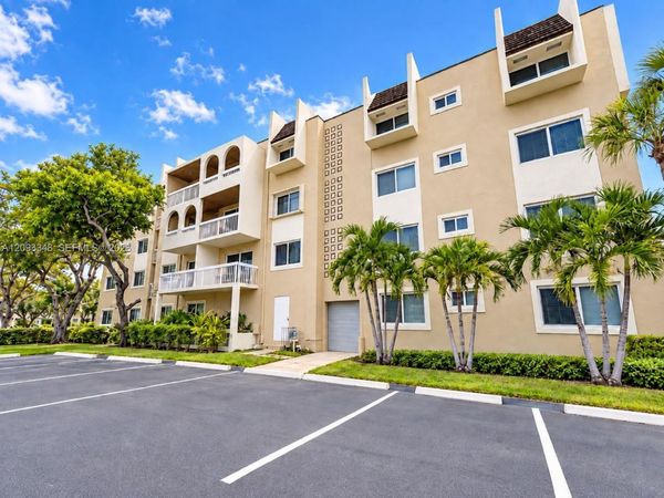 7732 Camino Real , Unit f401, Miami, FL 33143