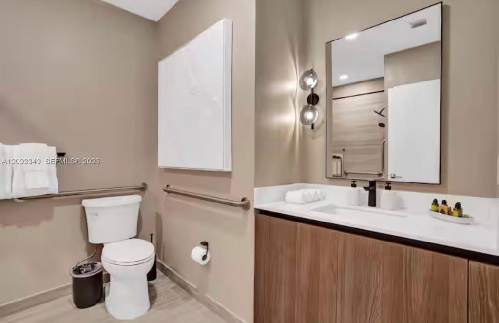 580 72nd St , Unit 1905, Miami Beach, FL 33141 Photo