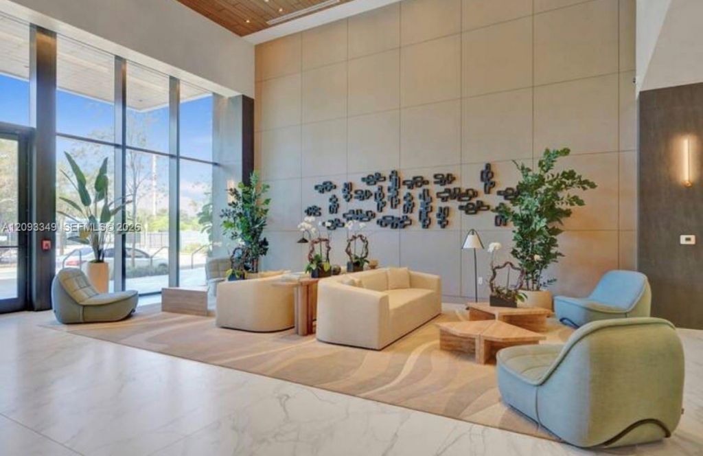 580 72nd St , Unit 1905, Miami Beach, FL 33141 Photo