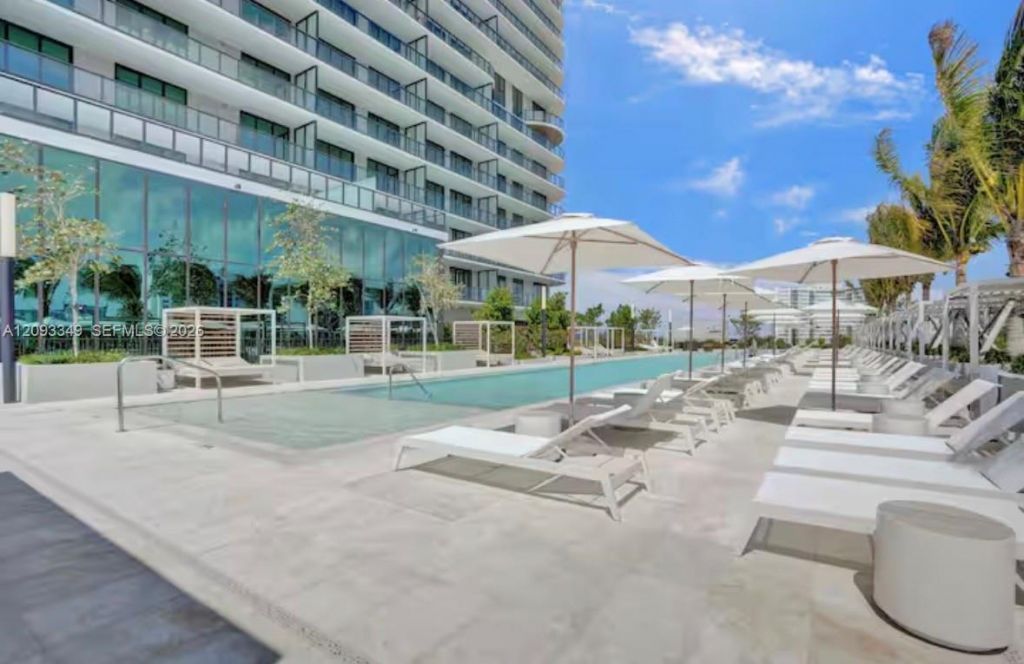 580 72nd St , Unit 1905, Miami Beach, FL 33141 Photo