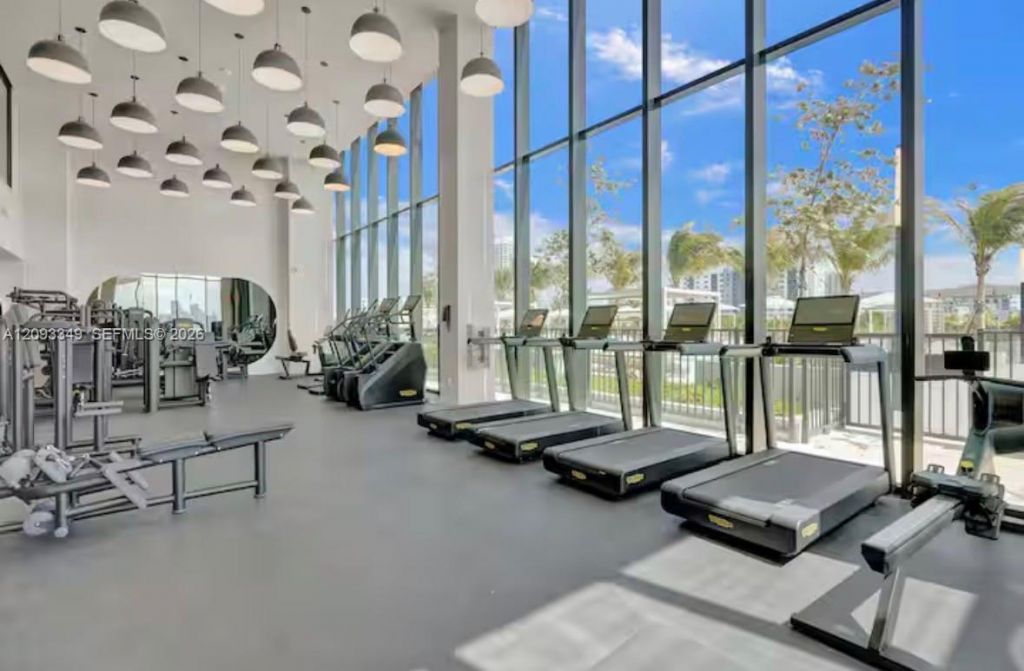 580 72nd St , Unit 1905, Miami Beach, FL 33141 Photo